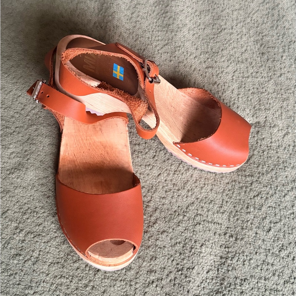 MIA Swedish Clogs